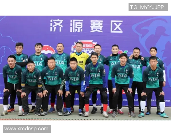 球星与球鞋共舞 足球场上的速度与激情之选